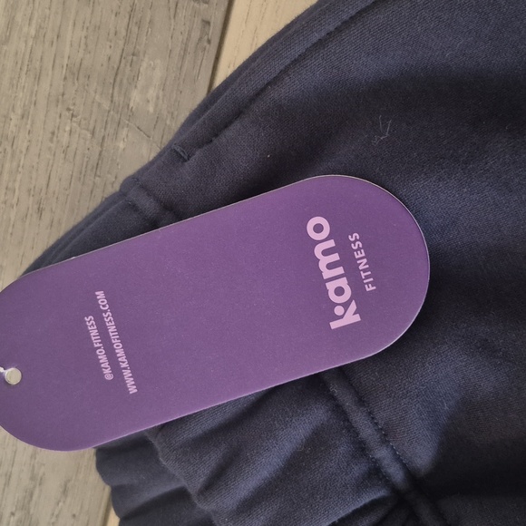 KAMO  Women's BlUE Shorts Size M - Picture 2 of 5